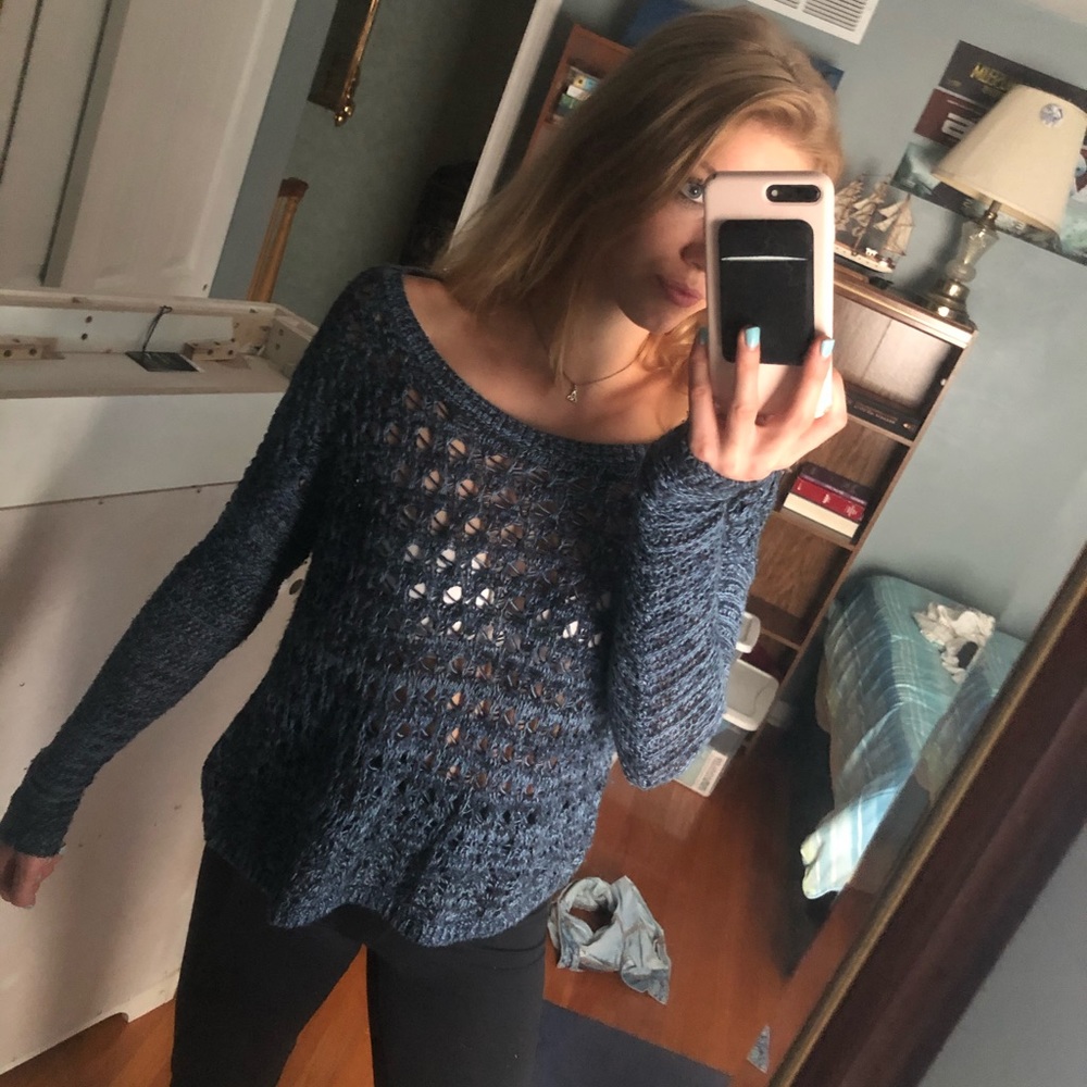 Navy long sleeve sweater